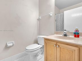 4266 SW 10th Place, Deerfield Beach FL 33442