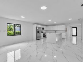 152 NW 18 Street, Homestead FL 33030