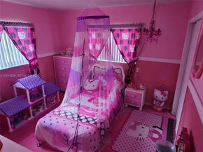 5240 SW 10th Court, Plantation FL 33317