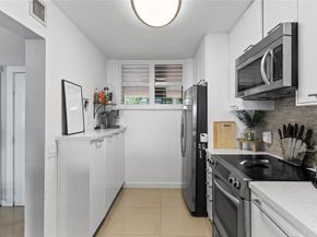 111 Lake Emerald Drive 106, Oakland Park FL 33309