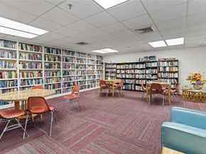 111 Lake Emerald Drive 106, Oakland Park FL 33309