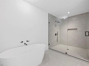 160 Isle Of Venice Drive 302, Fort Lauderdale FL 33301