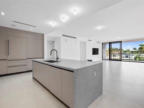 160 Isle Of Venice Drive 302, Fort Lauderdale FL 33301