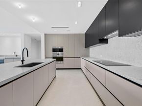 160 Isle Of Venice Drive 302, Fort Lauderdale FL 33301