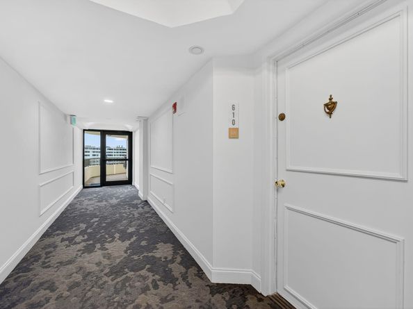 3610 S Ocean Boulevard 610, South Palm Beach FL 33480