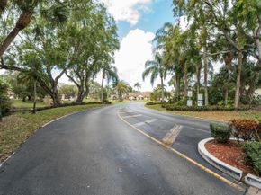 108 Village Walk Drive, Royal Palm Beach FL 33411