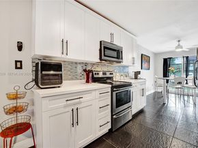 3301 Raleigh Street 4E, Hollywood FL 33021