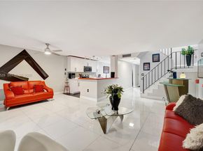3301 Raleigh Street 4E, Hollywood FL 33021