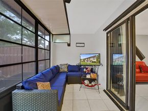 3301 Raleigh Street 4E, Hollywood FL 33021