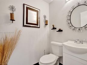 3301 Raleigh Street 4E, Hollywood FL 33021