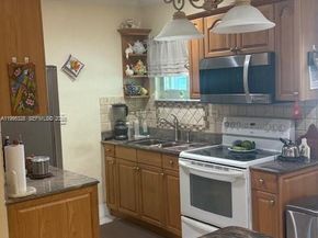 16300 NW 21st Avenue, Miami Gardens FL 33054