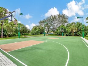 328 Hammocks Trail, Greenacres FL 33413