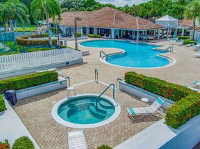 328 Hammocks Trail, Greenacres FL 33413
