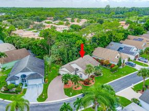 328 Hammocks Trail, Greenacres FL 33413