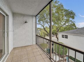1212 SE 2nd Court 301, Fort Lauderdale FL 33301