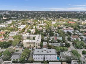 1212 SE 2nd Court 301, Fort Lauderdale FL 33301