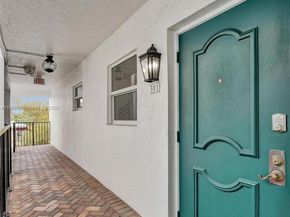 1212 SE 2nd Court 301, Fort Lauderdale FL 33301