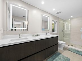 4595 N Jefferson Avenue, Miami Beach FL 33140