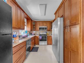 329 NW 13th Street, Homestead FL 33030