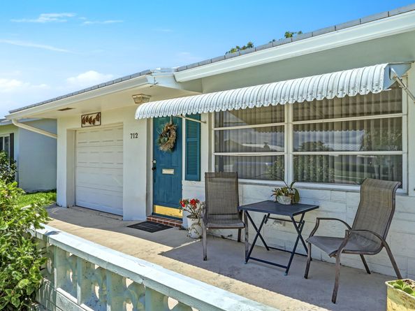 712 SW 18th Street, Boynton Beach FL 33426