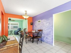 712 SW 18th Street, Boynton Beach FL 33426