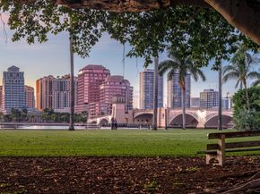 2340 Windjammer Way, West Palm Beach FL 33411