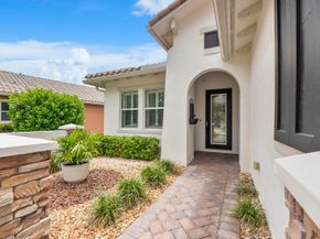 8240 NW 120th Way, Parkland FL 33076