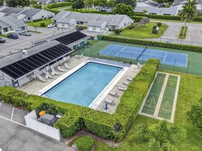 2641 W Gately Dr W 1901, West Palm Beach FL 33415