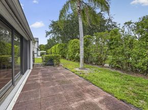 2641 W Gately Dr W 1901, West Palm Beach FL 33415