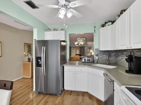 2641 W Gately Dr W 1901, West Palm Beach FL 33415
