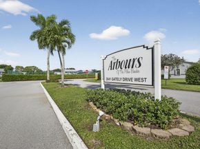 2641 W Gately Dr W 1901, West Palm Beach FL 33415