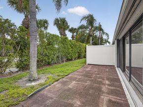 2641 W Gately Dr W 1901, West Palm Beach FL 33415