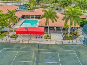 83 Sandbourne Lane, Palm Beach Gardens FL 33418