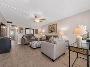 2002 Berkshire 2002, Deerfield Beach FL 33442