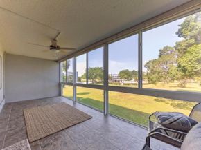 2002 Berkshire 2002, Deerfield Beach FL 33442