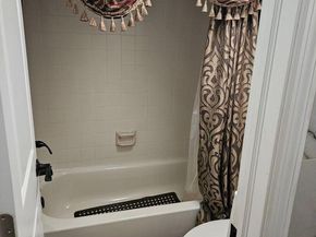 204 Lake Pointe Drive 107, Oakland Park FL 33309