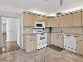 2808 N 46th Avenue E654, Hollywood FL 33021