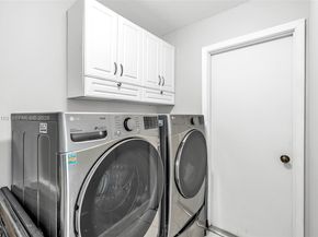 1910 NW 180th Way, Pembroke Pines FL 33029