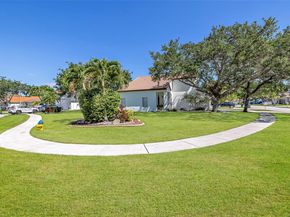 1910 NW 180th Way, Pembroke Pines FL 33029