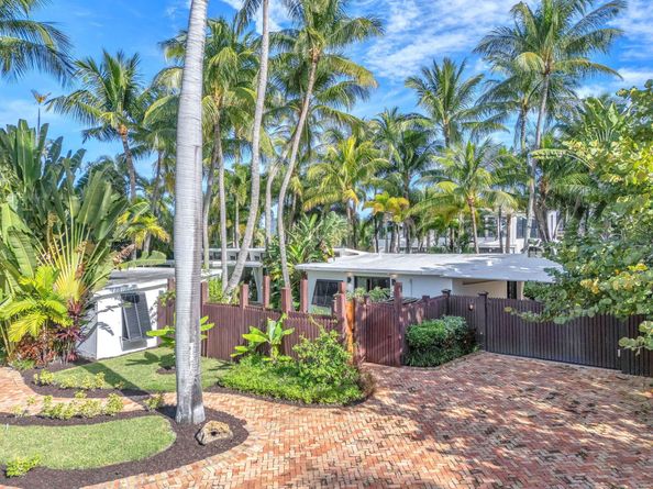 302 Coral Way, Fort Lauderdale FL 33301