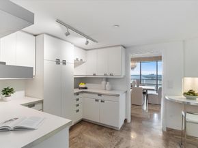 100 Lakeshore Drive 1955, North Palm Beach FL 33408