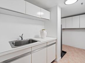 100 Lakeshore Drive 1955, North Palm Beach FL 33408