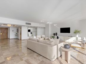 100 Lakeshore Drive 1955, North Palm Beach FL 33408