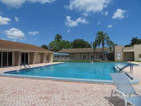 719 Lori Drive 302, Palm Springs FL 33461