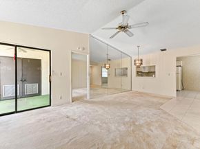 7665 Tahiti Lane 203, Lake Worth FL 33467
