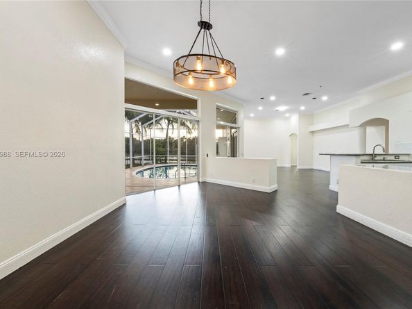 2893 Oakbrook Drive, Weston FL 33332