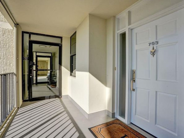 400 Beach Road 703, Tequesta FL 33469