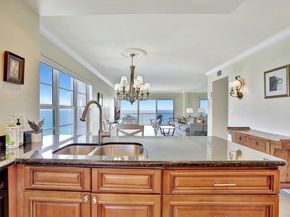 1021 Hillsboro Mile 1108, Hillsboro Beach FL 33062