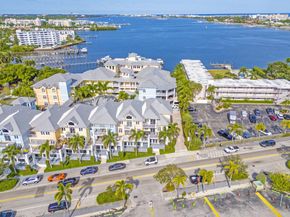 305 E Ocean Avenue Th7, Lantana FL 33462