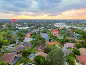 4555 NW 88 Terrace, Coral Springs FL 33065